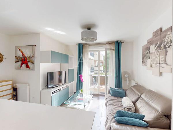 ROSNY-SOUS-BOIS, Appartement T2, Balcon, parking, 41m2