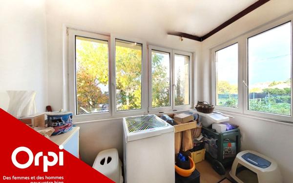 Appartement à vendre    3 pièces • 90 m2 Wintzenheim