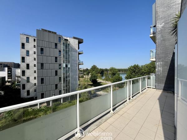 Appartement 85 m² à Bordeaux 33300
