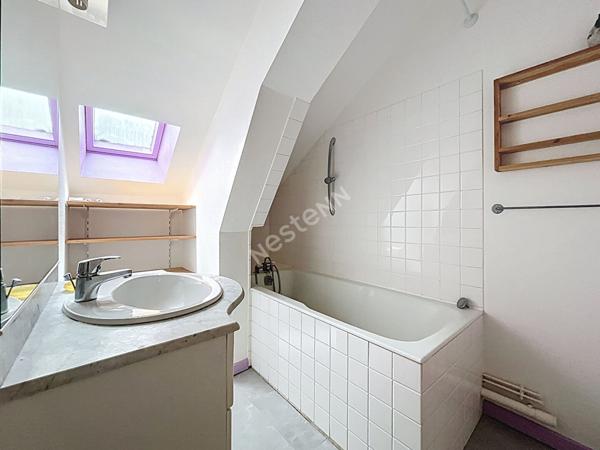 Nantes Monselet T3 / 80m² au sol / DERNIER ETAGE / ASCENSEUR