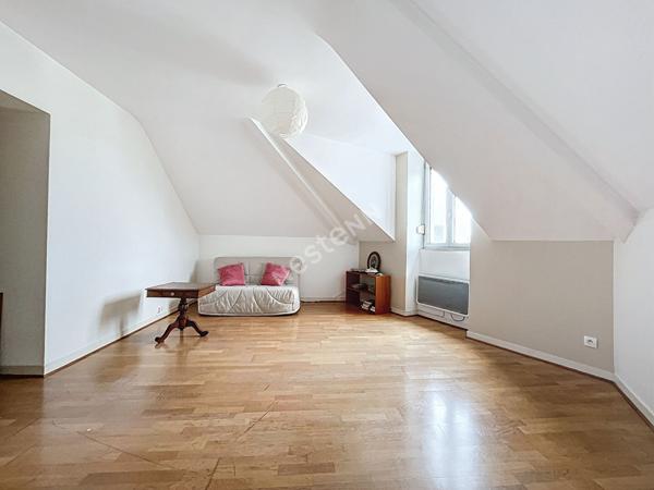 Nantes Monselet T3 / 80m² au sol / DERNIER ETAGE / ASCENSEUR