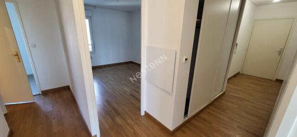 Nantes Nord - Bout des Pavés : EN VENTE, Belle opportunité pour ce T3 de 67 m², résidence récente, ascenseur, 2 chambres, balcon Sud, parking. Proche tramway.