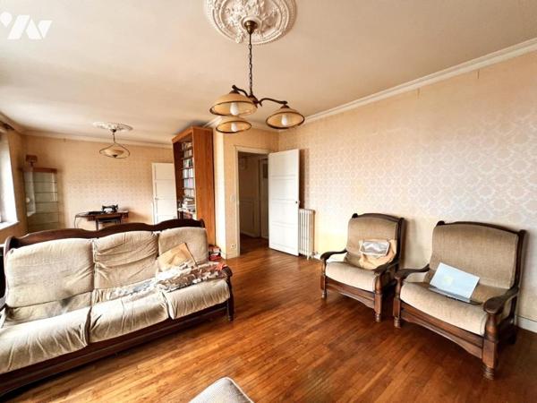 SIAM - T3 DE 87 M² - TRAVERSANT