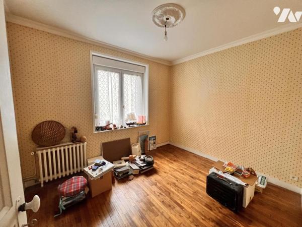 SIAM - T3 DE 87 M² - TRAVERSANT