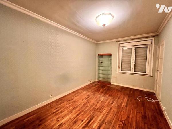 SIAM - T3 DE 87 M² - TRAVERSANT