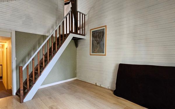 Immeuble à vendre    2 pièces •  Chinon