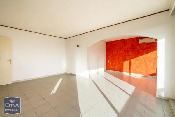 Appartement à vendre 4 pièces 80m² Lapalud (84840)