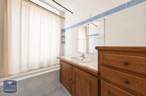 Appartement à vendre 3 pièces 67m² Bourg-en-Bresse (01000)