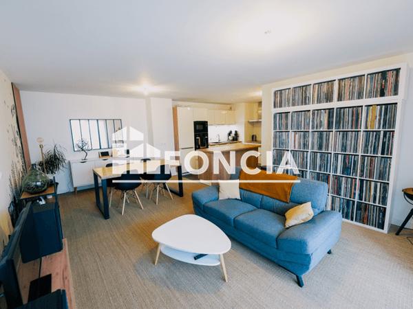 Location Appartement 3 pièces 86.62 m² - 4 ALLEE AMEDEE OZENFANT Vannes 56000