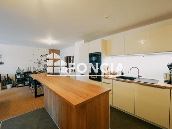 Location Appartement 3 pièces 86.62 m² - 4 ALLEE AMEDEE OZENFANT Vannes 56000