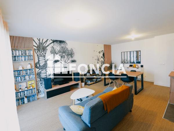 Location Appartement 3 pièces 86.62 m² - 4 ALLEE AMEDEE OZENFANT Vannes 56000