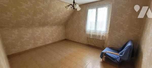 SAINT NIC - En campagne - Proche de Pentrez - Maison traditionnelle bien tenue et élevée sur so...