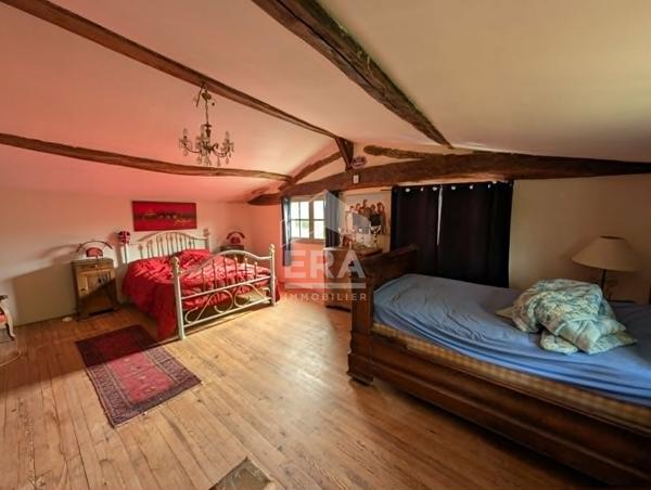 Corps de Ferme Montpon-Ménestérol 10 pièces