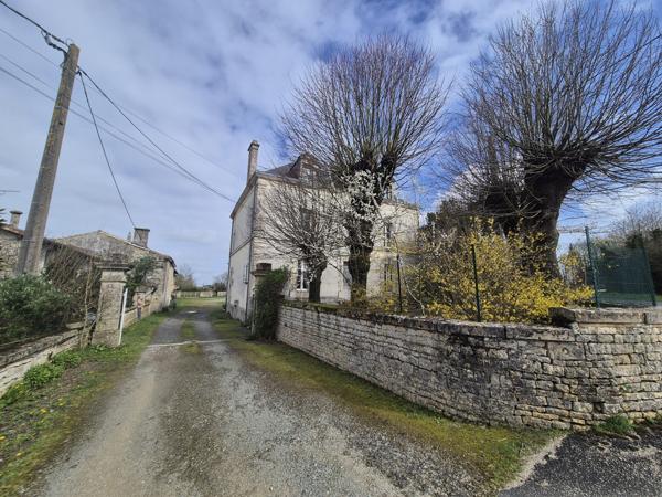 Maison - 8 pièces - 200 m²