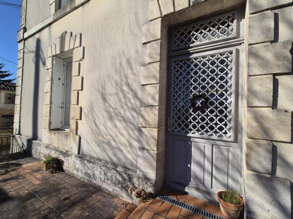 Maison - 8 pièces - 200 m²