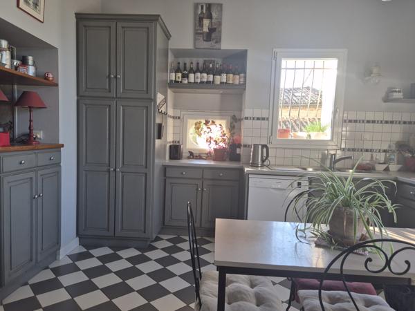 Maison - 8 pièces - 200 m²