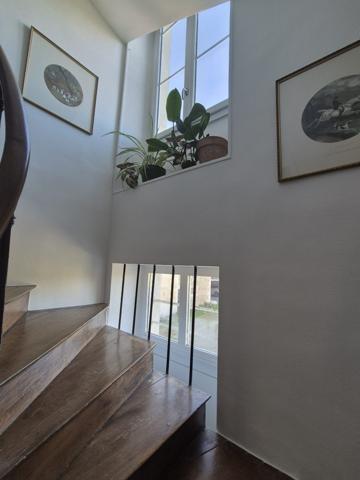 Maison - 8 pièces - 200 m²