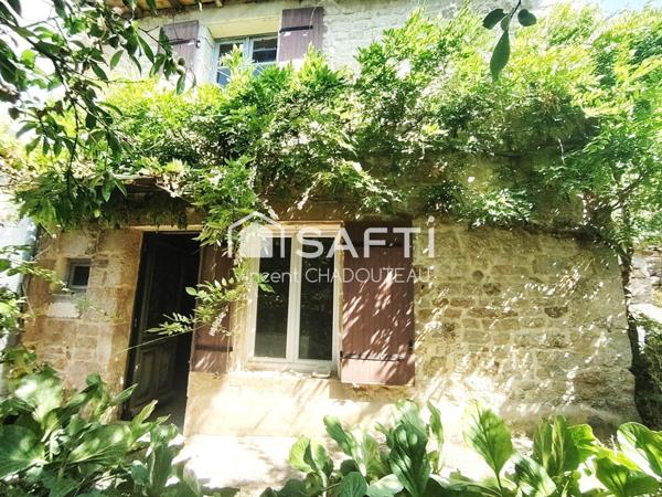 Maison d'habitation de 80m2 plus dépendances au cœur de Melle.