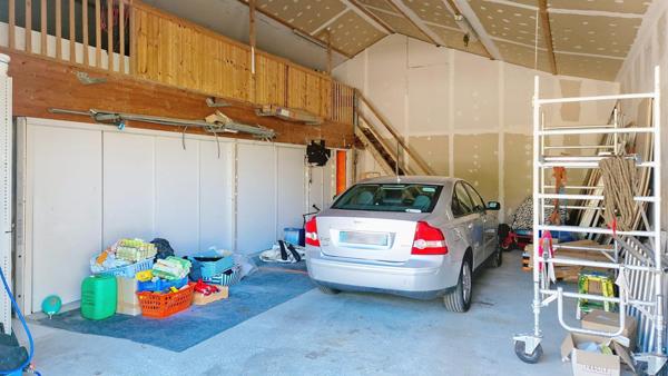 Belle demeure de 149 m² avec piscine et nombreuses dépendances !