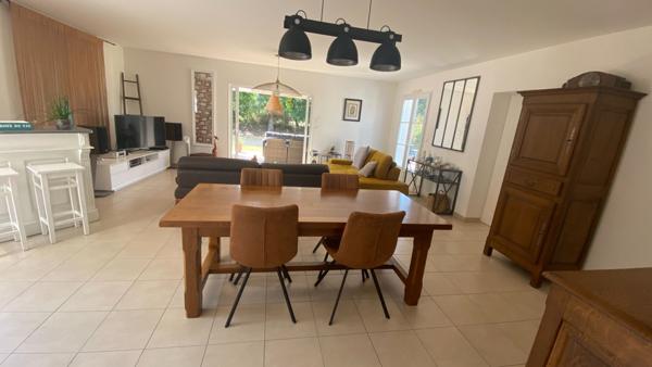 Coup de Coeur Garanti : Maison de Plain-Pied, 4 chambres au Fenouiller