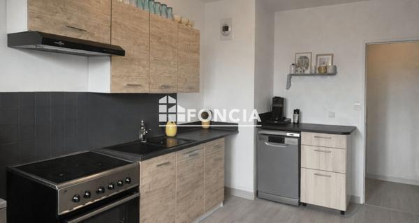 À vendre Appartement 2 pièces 60.67 m² - Villeneuve-lès-avignon 30400