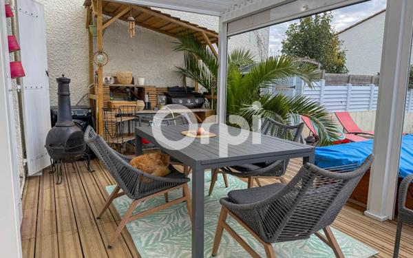 Maison à vendre    5 pièces •  Rochefort