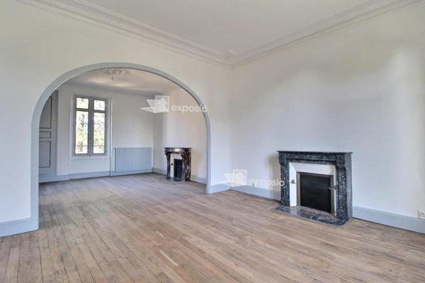 Maison / Maison Bourgeoise / Gîte Saint Maixent L Ecole 6 pièce(s) 183 m2