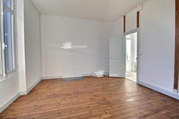 Maison / Maison Bourgeoise / Gîte Saint Maixent L Ecole 6 pièce(s) 183 m2