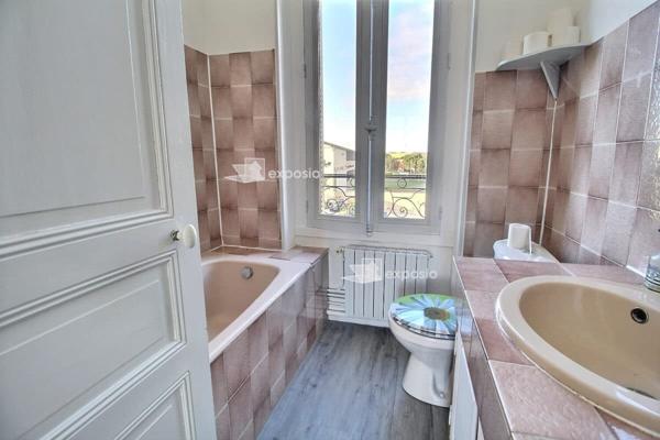 Maison / Maison Bourgeoise / Gîte Saint Maixent L Ecole 6 pièce(s) 183 m2