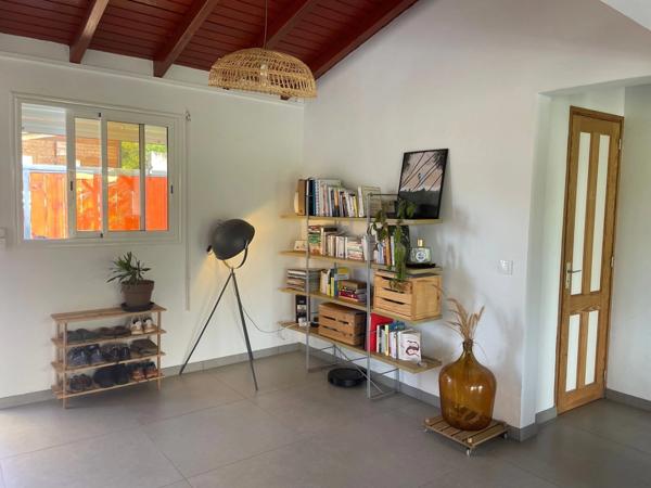 Villa d’Exception à Sainte-Anne – L’Art de Vivre en Harmonie avec la Nature