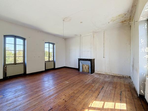Ensemble immobilier de charme à 20 minutes au Nord de LA ROCHELLE