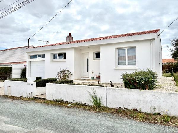 Maison 2 chambres et garage sur terrain clos sans vis-à-vis
