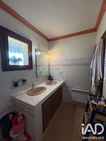Maison à vendre 4 pièces 133 m² Castagniers