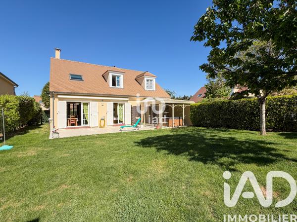 Maison à vendre 6 pièces 169 m² Saint-Nom-la-Bretèche