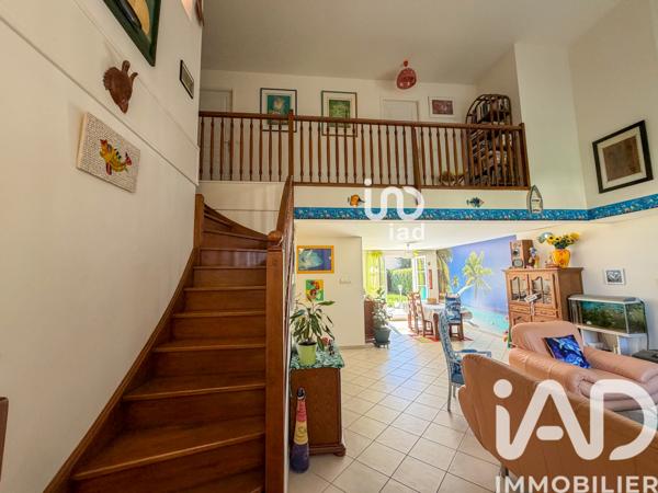 Maison à vendre 6 pièces 169 m² Saint-Nom-la-Bretèche