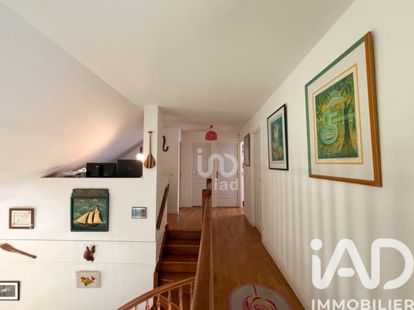 Maison à vendre 6 pièces 169 m² Saint-Nom-la-Bretèche