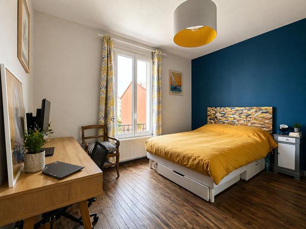 NANTERRE VIEUX-PONT - MAISON DE CHARME 124 M², JARDIN PLEIN SUD, POTENTIEL D'EXTENSION