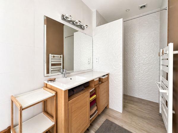 NANTERRE VIEUX-PONT - MAISON DE CHARME 124 M², JARDIN PLEIN SUD, POTENTIEL D'EXTENSION