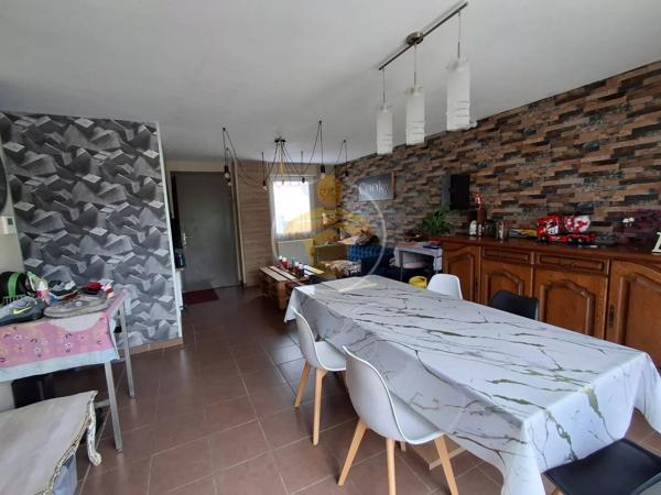 Vente                                                      Maison
                        
                     5 pièces                      88 m2                     à Mézières-sur-Oise