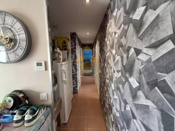 Vente                                                      Maison
                        
                     5 pièces                      88 m2                     à Mézières-sur-Oise