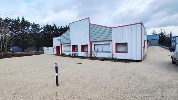 Local d'activité à vendre LONGVIC (21)