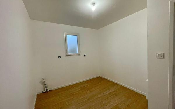 Maison à louer    3 pièces •  Pontonx-sur-l'Adour