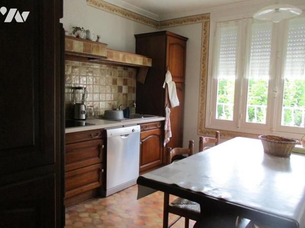 Maison avec grand jardin au coeur de Carhaix-Plouguer