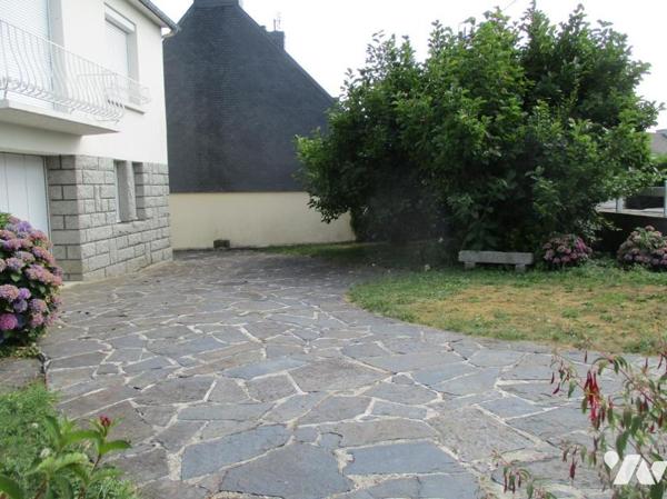 Maison avec grand jardin au coeur de Carhaix-Plouguer