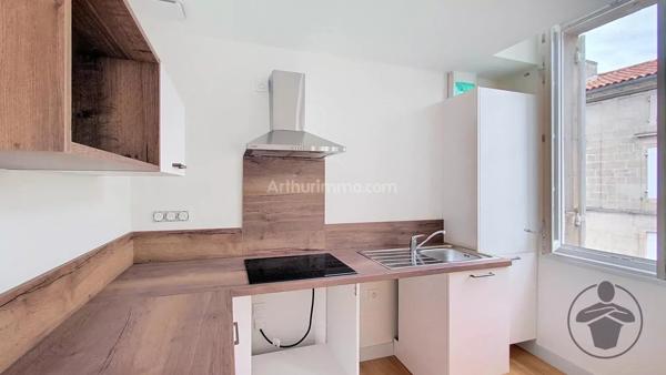 Location                                                      Appartement
                        
                     4 pièces                      80 m2                     à Coutras