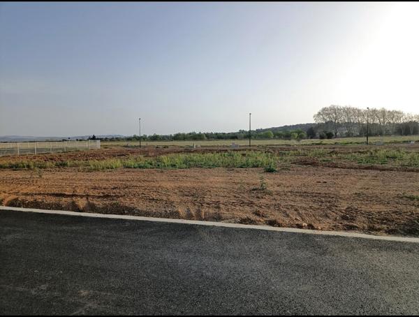 Ginestas (11120) Ginestas, beau terrain constructible et viabilisé de 389 m2