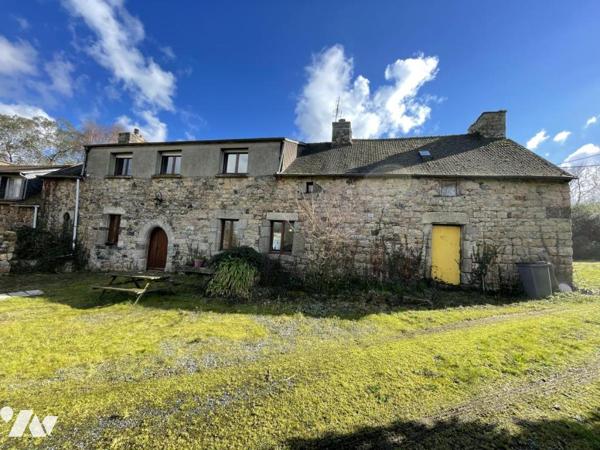 A VENDRE ENSEMBLE IMMOBILIER - 22290 LANNEBERT