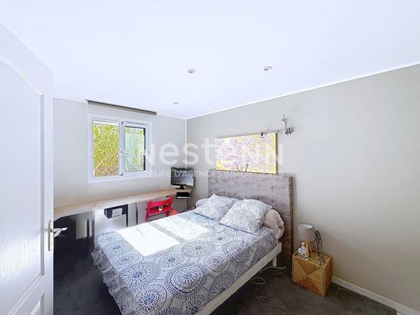 Villa contemporaine T5 de 105 m² avec terrasse, jardin & place de parking, Quartier Réveillon Narbonne 11100