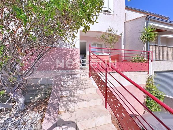 Villa contemporaine T5 de 105 m² avec terrasse, jardin & place de parking, Quartier Réveillon Narbonne 11100