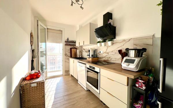 Appartement à vendre    3 pièces • 73 m2 Port-de-Bouc